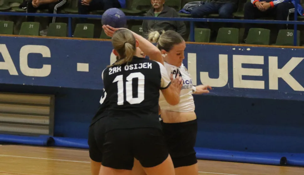 Osijek, 28. 09. 2025, Sportska dvorana Zrinjevac, rukomet, Osijek - Brod, Prva liga žene.snimio GOJKO MITIĆ