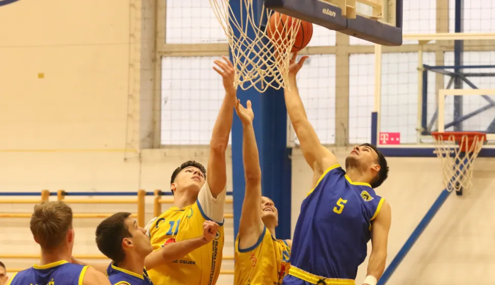 Slavonci su iskoristili samo trećinu domaćeg parketa, Brođani i Osječani ove sezone ne znaju za slavlje