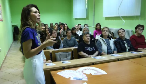 Osijek, 28. 10. 2025, DZO, Dom zdravlja Osijek - OBŽ. Predavanje Dr. Kristine Bojanić o ranom otrkivanju raka dojke i korištenju UI u dijagnostici ranog okrivanja, samopregledima..... Dr. Kristina Bojanić.snimio GOJKO MITIĆ