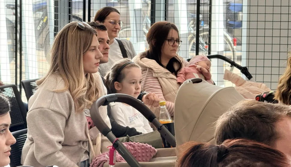 Grad Vinkovci darovao nove sugrađane, Josip Romić, Gradska knjižnica i čitaonica Vinkovci, novorođeni