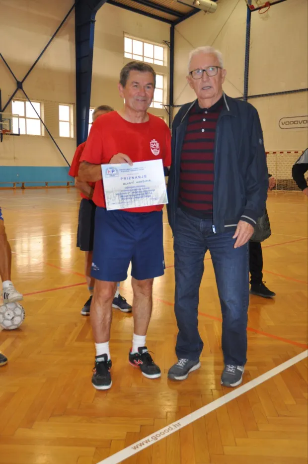 Malonogometni turnir Udruge umirovljenika HEP-a Slavonije i Baranje: Pehar osvojila osječka podružnica