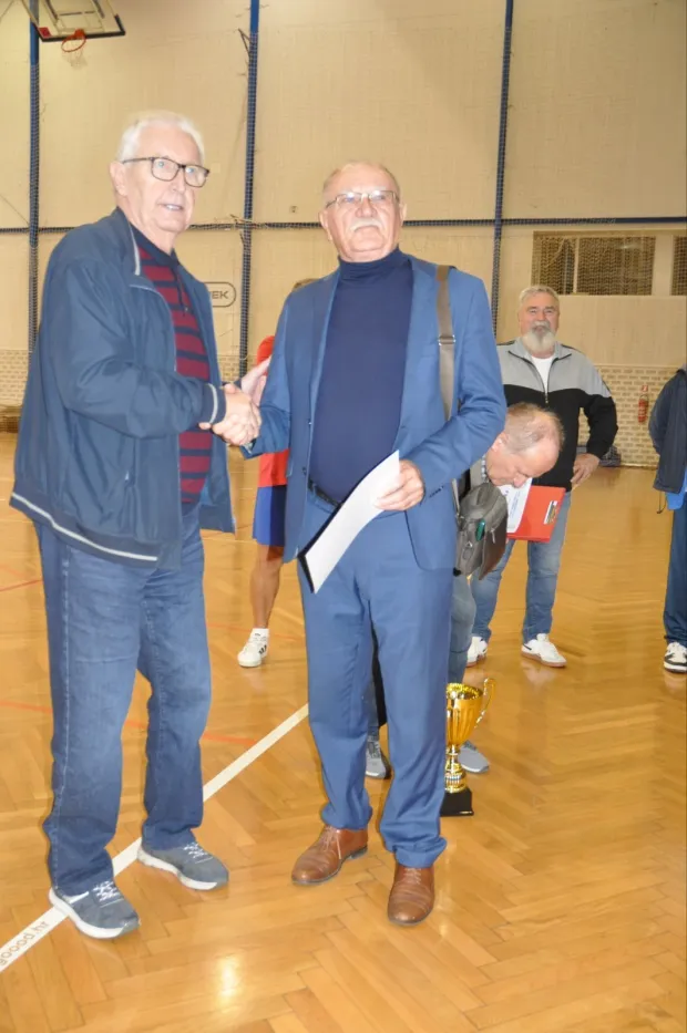 Malonogometni turnir Udruge umirovljenika HEP-a Slavonije i Baranje: Pehar osvojila osječka podružnica