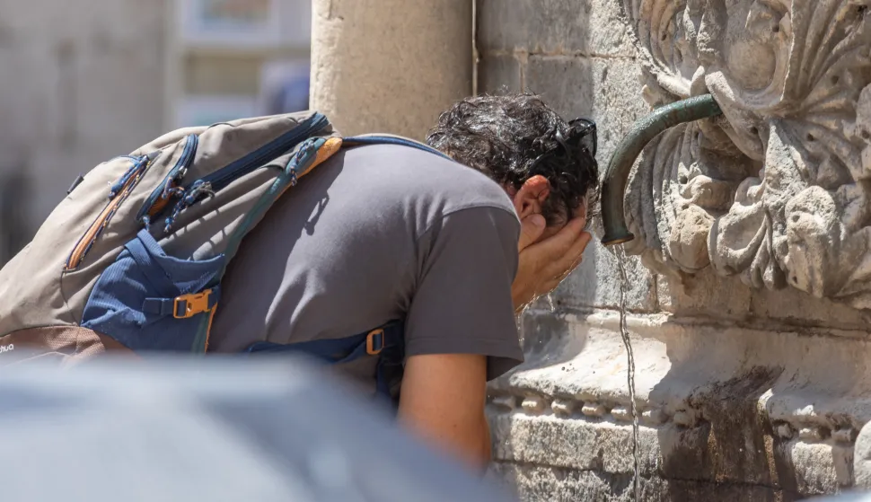 01.07.2025., Stara gradska jezgra, Dubrovnik - Toplinski val u gradu. Izrazito visoke temperature zraka. Photo: Grgo Jelavic/PIXSELLtoplinski val, vrućina
