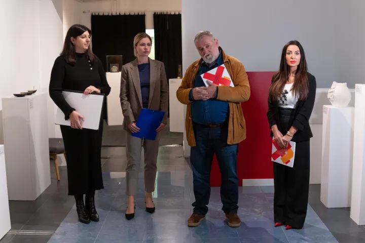 Osijek, 30. 10. 2025., Osijek, MLU - privremeni prostor IIzožba XV. Memorijal Ive Kerdića - triennale hrvatskog medaljstva i male plastikeizložba; medaljstvo; mala plastika; memorijal; ivo kerdić; MLU