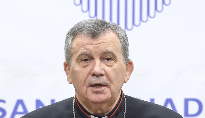 24.12.2024., Sarajevo, Bosna i Hercegovina - Snimanje bozicne cestitke i konferencija za medije vrhbosanskog nadbiskupa Tome Vuksica. Photo: Armin Durgut/PIXSELL