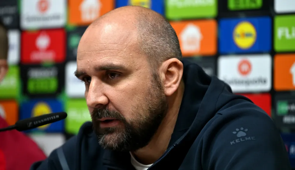 Banja Luka, Bosnia and Herzegovina, March 6th 2025: Mladen Zizovic head coach of Borac Banja Luka during the press conference before the UEFA Conference League, Round of 16 1st leg match between orac Banja Luka (BIH) and Rapid Wien (Austria) at Gradski stadion, Banja Luka, BIH. (Igor Kupljenik/SPP) (Photo by Igor Kupljenik/SPP/Sipa USA) Photo: Sports Press Photo/SIPA USA
