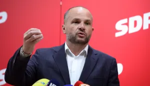 Zagreb, 21.08.2025 - Konferenciju za medije predsjednika SDP-a Siniše Hajdaša Dončića. Na fotografiji Siniša Hajdaš Dončić.foto HINA/ Denis CERIĆ /dc