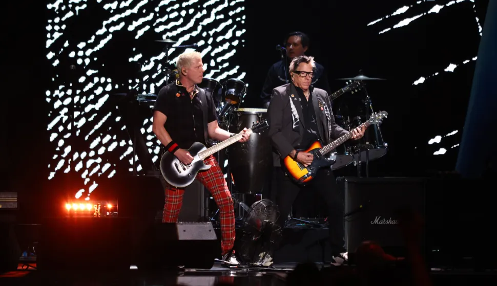(L-R) Dexter Holland and Noodles of the musical group 'The Offspring', perform on stage during the iHeartRadio Music Festival Concerts at T-Mobile Arena in Las Vegas, Nevada on Saturday, September 20, 2025. Photo by James Atoa/UPI Photo via Newscom Photo: JAMES ATOA/NEWSCOM