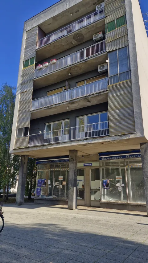 Zgrada Kanarinac u u Belom Manastiru