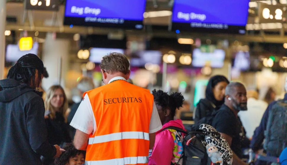 epa12397338 Passengers walk through Brussels Airport, where dozens of flights were canceled following a cyberattack affecting multiple airports in Europe, in Brussels, Belgium, 22 September 2025. Several European airports were hit by a cyberattack on 20 September, which affected electronic check-in and baggage systems, causing delays and cancellations of flights. 40 out of 277 outbound flights and 23 out of 277 incoming flights have been cancelled, said Brussels Airport spokesperson Ihsane Chioua Lekhli. EPA/OLIVIER MATTHYS