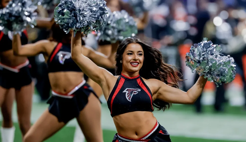 epaselect epa12484941 Atlanta Falcons cheerleaders perform before the kickoff of a NFL American football game between the Miami Dolphins and the Atlanta Falcons in Atlanta, Georgia, USA, 26 October 2025. EPA/ERIK S. LESSER
