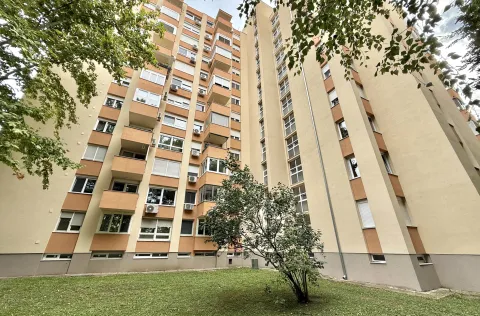 Osijek, 24. 09. 2025., nekretnine, nekretnina, stambena zgrada, zgrada, stanovanje, iznajmljivanje, slobodnjak, slobodnjaciSNIMIO BRUNO JOBST