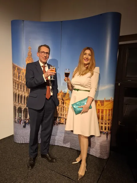 MAGAZIN 9INA BELGIJA VELEPOSLANIK