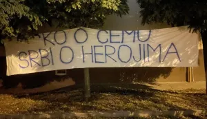 BBB Vukovar ostavili poruke i polijepili plakate na zgradu ZVO u Vukovaru u noći s ponedjeljka na utorak