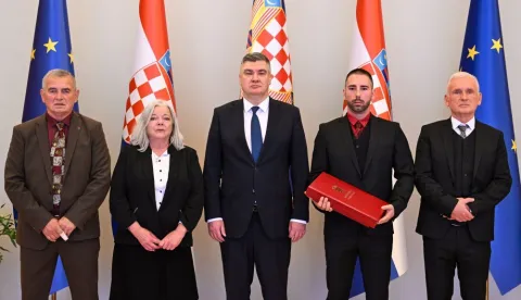 Predsjednik Milanović posmrtno odlikovao generala Antu Rosu. studeni 2025