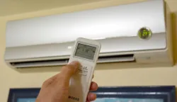 23.07.2015., Bjelovar - Iznimno visoke temperature koje ne jenjavaju vec poduze razdoblje dovele su do rekordnih brojki potrosnje elektricne energije jer klima uredjaji rade punom parom.Photo: Damir Spehar/PIXSELL------x3