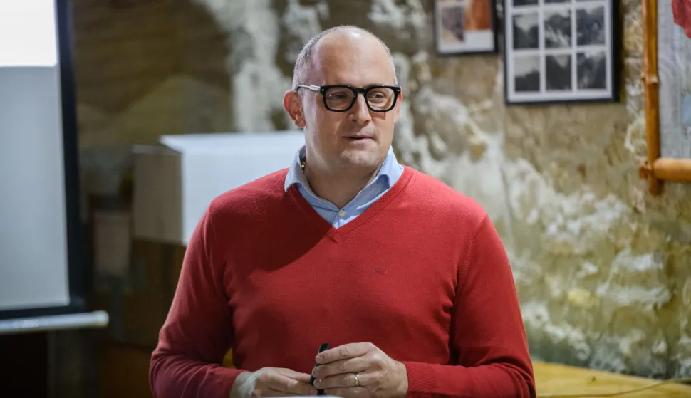 Ante Lučić je sam preveslao put od Zagreba do Beograda