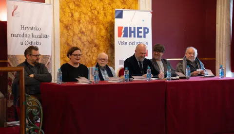 Osijek, 122. 11. 2025., Press konferencija predstava Zavičaj, zaborav - HNKJasmin Novljaković; Ludwig Bauer; Vladimir Ham; Zlatko Kauzlarić Atač; zavičaj zaborav; predstava; drama; hnk; kazalište