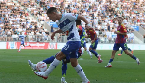 Osijek, 24. 08. 2025, Opus Arena, nogomet, Osijek -Hajduk, SuperSport HNL 25/26. Stanislav Shopov (10).snimio GOJKO MITIĆ