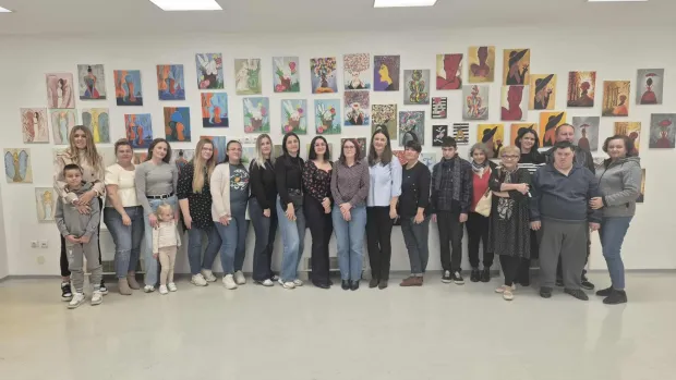 Izložba u Gunjiustupljeno