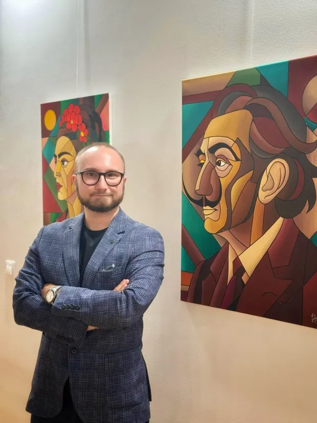 BELIŠĆEU paleju Gutmann otvorena je izložba "Boja pamti dodir" mladog belišćanskog autora Tina Lackovićastudeni 2025.