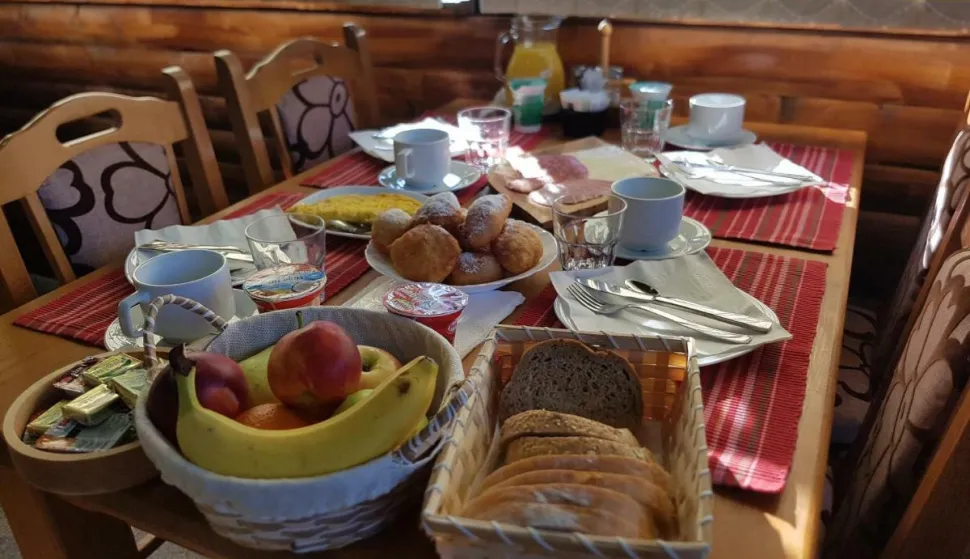 Teško je definirati neke od objekata namijenjenih turističkom iznajmljivanju. Iako u javnosti vlada nekoliko stereotipa, stanje na terenu je sve samo ne ujednačeno ili dosadno - štoviše, prepuno je iznenađenja.