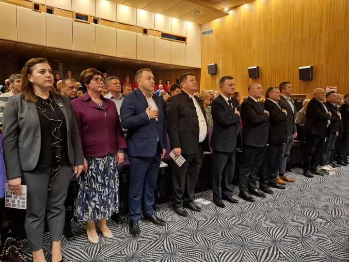 ?ur?evac, 13.11.2025 - Potpredsjednik Vlade i ministar hrvatskih branitelja Tomo Medved u ?etvrtak je u ?ur?evcu nazo?io obilje?avanju 13. obljetnice osloba?aju?e presude hrvatskim generalima u Haagu, Anti Gotovini i Mladenu Marka?u, a general Marka? rodom iz ?ur?evca, nazo?io je sve?anosti. foto HINA/ Ozren ?PIRANEC/ ik