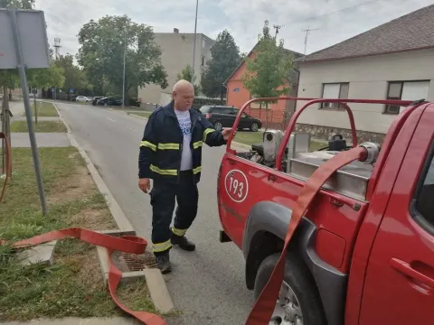 Selili su se šest puta, konačno dobivaju vlastiti prostor: Članovi DVD-a Beli Manastir više neće biti beskućnici