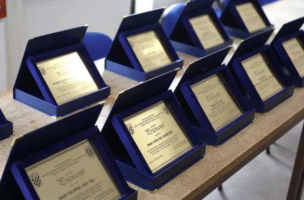 Osijek, 14. 11. 2025., Zeleno polje 5, UHDDR, Mi ne zaboravljamo, Dan sjećanja na Vukovar, press, konferencija za medije, priznanjaSNIMIO BRUNO JOBST