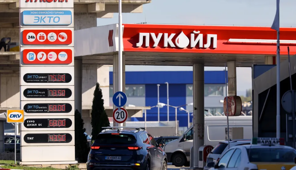 epa12487661 A car drives to a Lukoil gas station in Skopje, Republic of North Macedonia, 28 October 2025. The Russian oil company Lukoil announced plans to sell its overseas holdings in response to US sanctions intended to pressure Moscow into agreeing to a ceasefire in its conflict with Ukraine. In a statement, the company noted that discussions with potential buyers are already underway. In North Macedonia, Lukoil Macedonia operates 40 fuel stations and an oil storage facility. EPA/GEORGI LICOVSKI