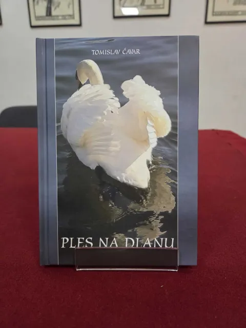 Dr. Tomislav Ćavar predstavio pjesničku zbirku &ldquo;Ples na dlanu&rdquo;: Pro&scaron;le, sada&scaron;nje i buduće vrijednosti