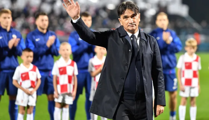 12.10.2025., stadion Varteks, Varazdin - Kvalifikacije za FIFA Svjetsko nogometno prvenstvo 2026., skupina L, Hrvatska - Gibraltar. Izborniku hrvatske nogometne reprezetacije Zlatku Dalicu urucen je dres za 100 nastup na klupi reprezetacije. Zlatko Dalic Photo: Vjeran Zganec Rogulja/PIXSELL