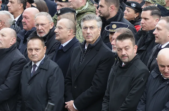 Vukovar, 18. 11. 2025., Kolona sjećanja 2025, Branko Borković; Andrej Plenković; Marijan PavličekSNIMIO BRUNO JOBST