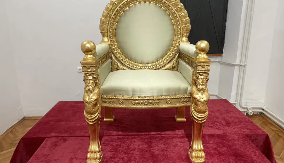 Nova izložba "Funkcija, estetika, strast" donosi bogatstvo povijesti namještaja, Muzej Slavonije 2024.