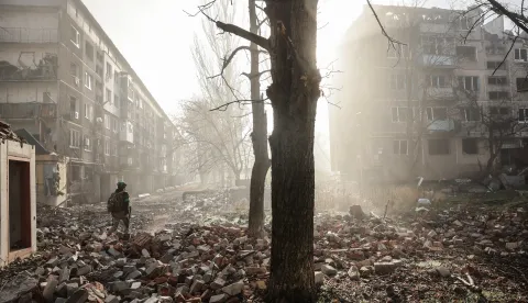 epa12531067 A handout photo made available by the press service of the 24th Mechanized Brigade of the Ukrainian Armed Forces on 17 November 2025 shows servicemen of 24th Mechanized Brigade in the frontline city of Kostyantynivka of Donetsk region, Ukraine, 16 November 2025 (issued 17 November 2025), amid the ongoing Russian invasion. Russian troops entered Ukrainian territory on 24 February 2022, starting a conflict that has provoked destruction and a humanitarian crisis. EPA/24TH MECHANIZED BRIGADE OF UKRAINIAN ARMED FORCES HANDOUT HANDOUT EDITORIAL USE ONLY/NO SALES