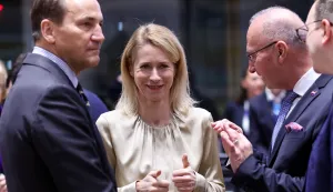 epa12537167 (L-R) Polish Foreign Minister Radoslaw Sikorski, EU High Representative for Foreign Affairs and Security Policy Kaja Kallas, and Croatian Minister of Foreign and European Affairs Gordan Grlic-Radman talk during the EU Foreign Affairs Council, in Brussels, Belgium, 20 November 2025. EU Ministers of Foreign Affairs meet in Brussels to address Russia's aggression against Ukraine, including a potential 20th sanctions package, the humanitarian and political situation in the Middle East, instability in Sudan and the Sahel, and to strengthen relations with ASEAN countries. EPA/OLIVIER HOSLET