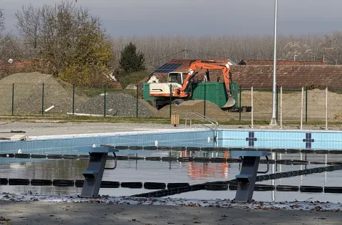 Osijek, 20. 11. 2025., Kopika, radovi, uređenje, bazeni, građevinski radovi, radovi u punom jekuSNIMIO BRUNO JOBST