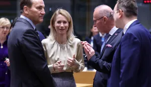 epa12537166 (L-R) Polish Foreign Minister Radoslaw Sikorski, EU High Representative for Foreign Affairs and Security Policy Kaja Kallas, Croatian Minister of Foreign and European Affairs Gordan Grlic-Radman, and Czech Foreign Minister Jan Lipavsky talk during the EU Foreign Affairs Council, in Brussels, Belgium, 20 November 2025. EU Ministers of Foreign Affairs meet in Brussels to address Russia's aggression against Ukraine, including a potential 20th sanctions package, the humanitarian and political situation in the Middle East, instability in Sudan and the Sahel, and to strengthen relations with ASEAN countries. EPA/OLIVIER HOSLET