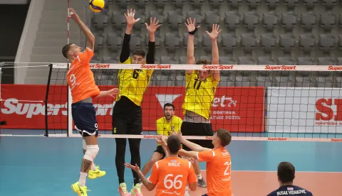 Osijek, 22. 11. 2025., Mala dvorana Gradski vrt, odbojka, Mursa Osijek - Dinamo Zagreb, SuperSport Superliga SNIMIO BRUNO JOBST