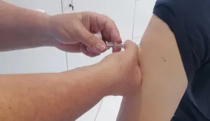 Osijek, 30. 10. 2023, Ambulanta obiteljske medicine, Dr. Lidija Zubac Karavidovic. Pocelo cijepljenje cetverovalentnim cjepivom protiv gripe.Snimio: Gojko Mitić