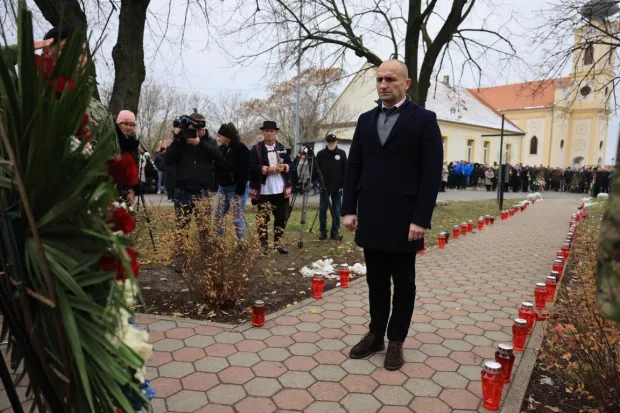 komemoracija Laslovo