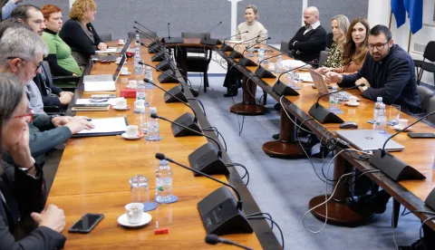 Zagreb, 24.11.2025. - U organizaciji saborskih Klubova zastupnika SDP-a i Možemo! održao se okrugli stol "Privatizacija 2.0 - Stop Zakonu o prostornoj devastaciji".foto HINA/ Edvard ŠUŠAK