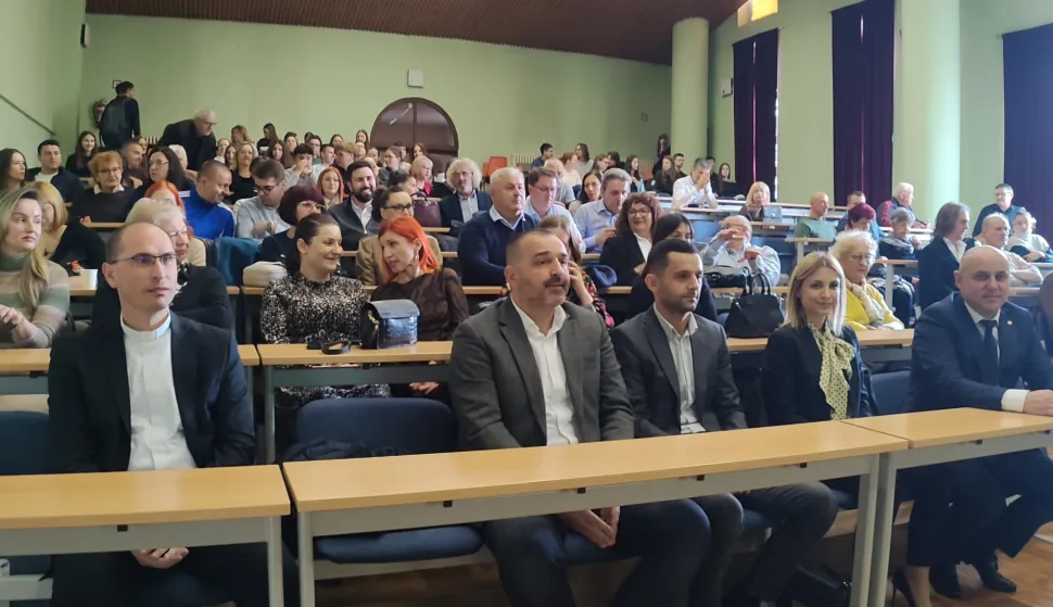 Proslava u Gimnazijifoto: Marija Lešić Omerović