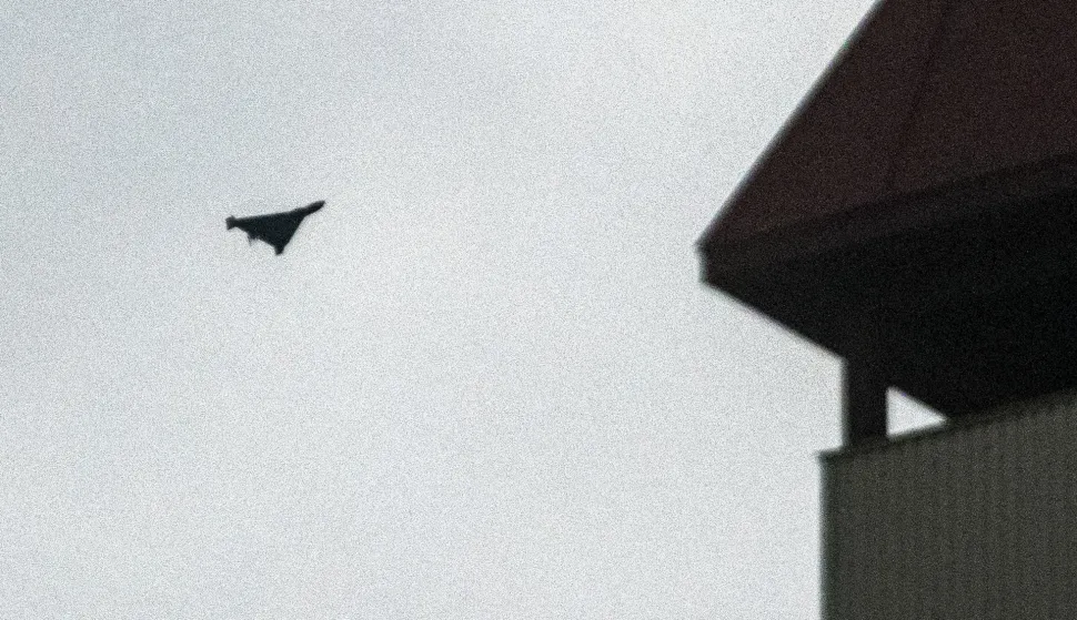 epa12412590 A drone flies during a Russian attack on Kyiv, Ukraine, 28 September 2025, amid the Russian invasion. Russia launched a large-scale overnight attack across Ukraine using nearly 500 drones and 40 missiles, killing at least four people and injuring scores, according to the State Emergency Service. EPA/MAXYM MARUSENKO