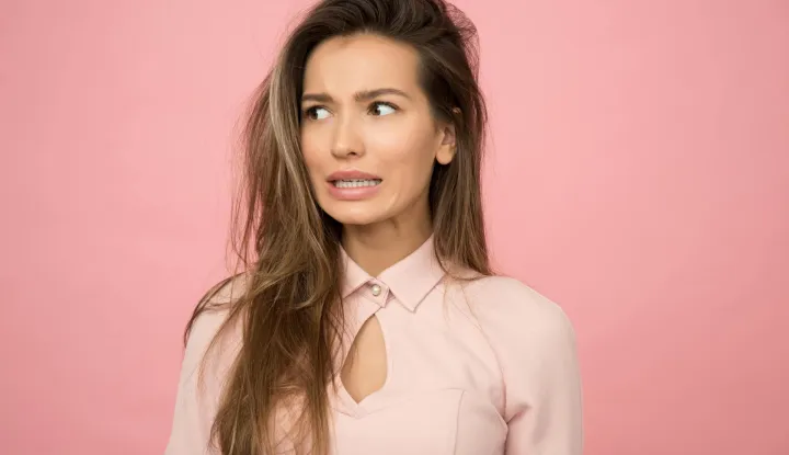 Frizura, razdjeljak, kosa, osvježavanje izgleda, njega. moda, studeni 2025