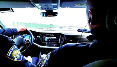 Policija, kontrola, nadzor, ilustracija