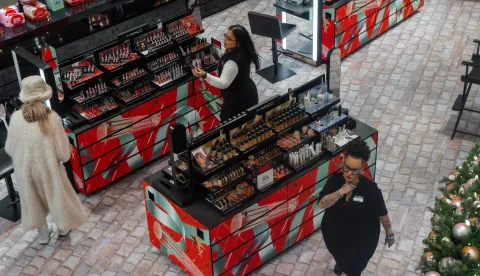 epa12555012 People shop in the early hours of the morning as Black Friday sales begin in New York, New York, USA, 28 November 2025. Shoppers crowd stores across the city, seeking deals on everything from electronics to clothing as retailers launch the holiday shopping season with major discounts. EPA/OLGA FEDOROVA