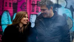 Grupa Fronta u suradnji s Alenom Vitasovićem predstavlja novi singl "Ljubav i revolucija", koji izlazi kao nastavak njihovog zapaženog prvijenca "Mo&scaron;a Pijade"