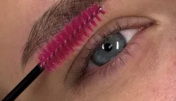 Marija Veber – prva u Slavoniji i Baranji koja izvodi Hairstroke tehniku obrva