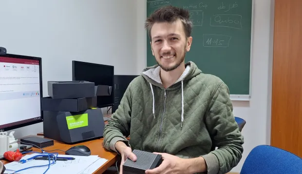 Tomislav Prusina Jr., asisten na MATHOS-u